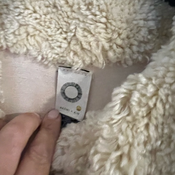 Anthropologie Akemi + Kin Alonna Teddy Layering Vest Cream Off White Sherpa OS - Picture 12 of 13